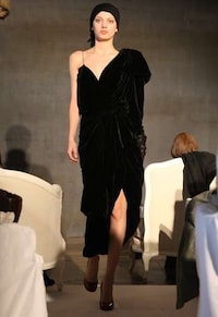 Feline-Print Fashion Image 5