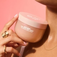 Shimmer-Infused Body Care Products Image 1
