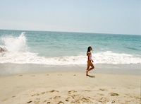 Shoppable Swimwear Campaigns Image 6