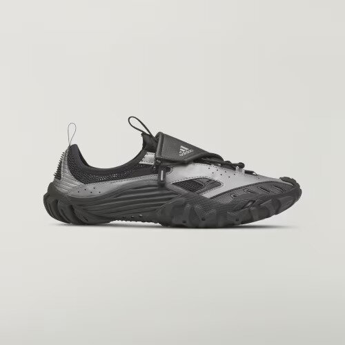 Y2K Water Shoe Revivals