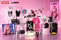 Global Pop-Star Pop-Ups Image 1