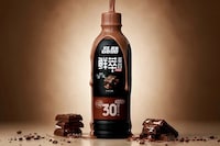 Compact High-Protein Shakes Image 1