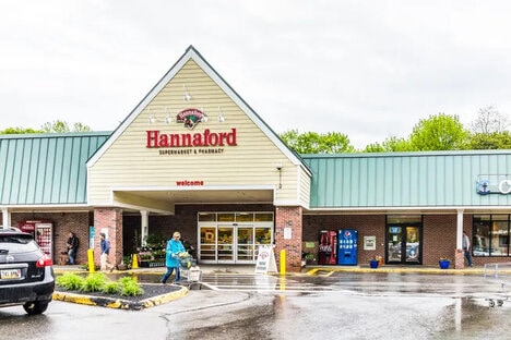 Seasonal In-Store Farm Stands
