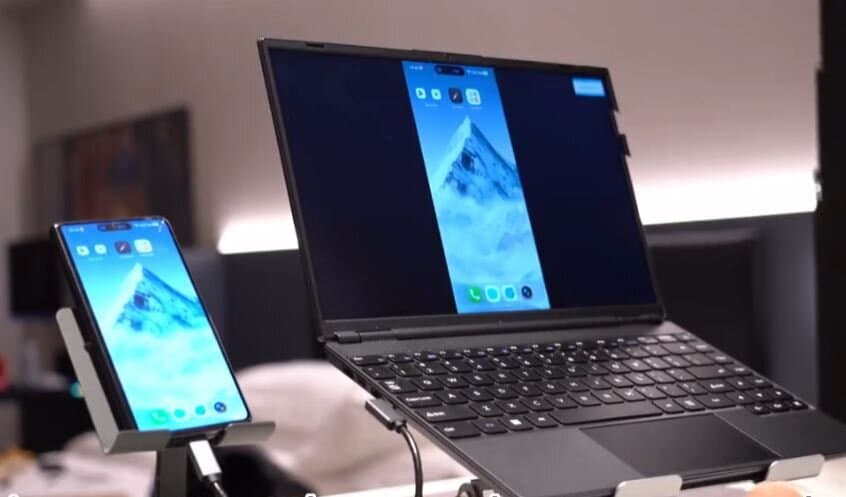 Slim Portable Laptop Displays