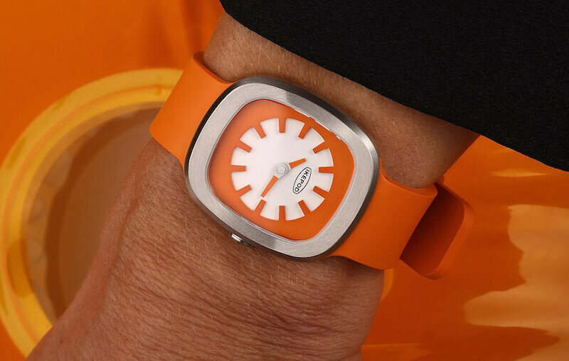 Compact Rounded Watch Shapes