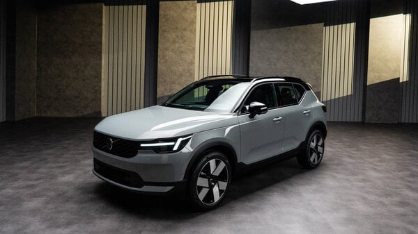 Resculpted Urban Compact SUVs