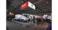 Large Battery-Powered Heavy Trucks Image 1