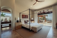 Managed Luxury Home Shares Image 2