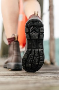 Cushioned Chelsea Boots Image 2