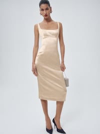 Romantic Fall Occasionwear Image 2