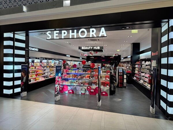 Social Commerce Beauty Drops