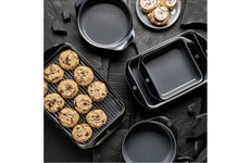 Hybrid Nonstick Bakeware