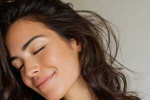 Heat-Activated Hair Repair Article Thubnail