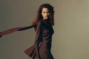 &rsquo;90s-Inspired Fall Essentials Article Thubnail
