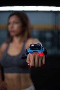 Dual-Wavelength Recovery Wearables Image 2