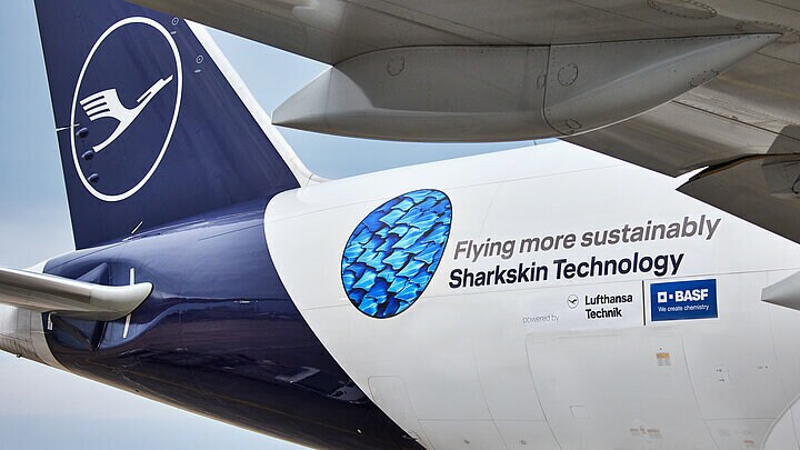 low-drag aircraft surfaces Article Thubnail