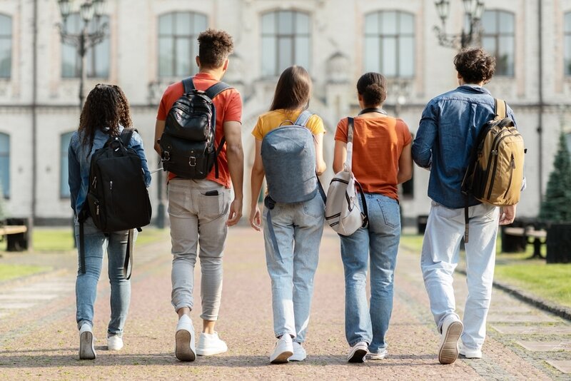 Student-Run Campus Pop-Ups Article Thubnail