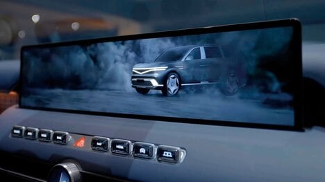 Parked-Car Entertainment Screens