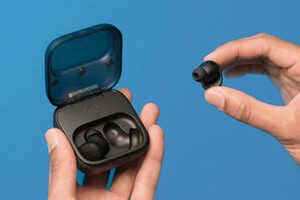 Modular Repairable Wireless Earbuds Article Thubnail