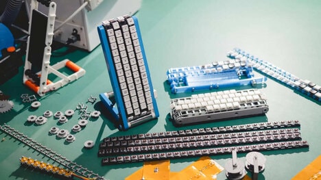 DIY Conveyor-Belt Keyboards