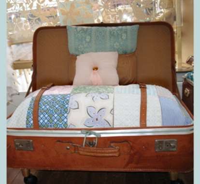 20 Second-Life Suitcases