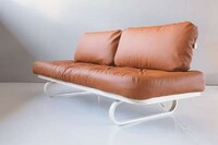 Mod Buttoned Seating Image 6