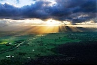 Crepuscular Ray Photography Image 6