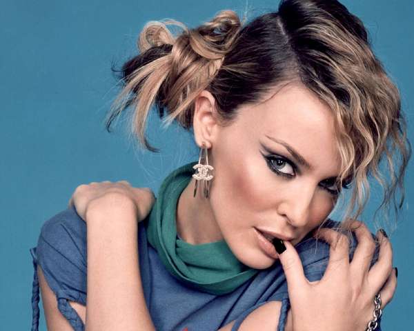 16 Kylie Minogue Features