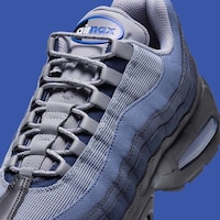 Cold-Weather Layered Sneakers Image 7