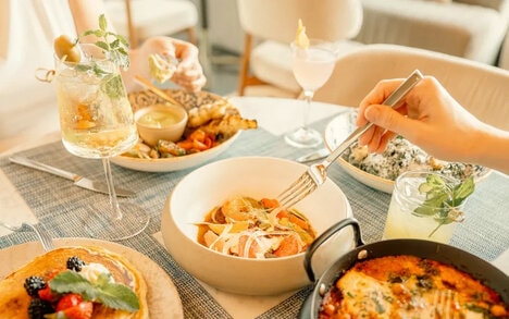 Day-To-Night Restaurant Menus