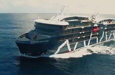 Hybrid-Electric Expedition Ships