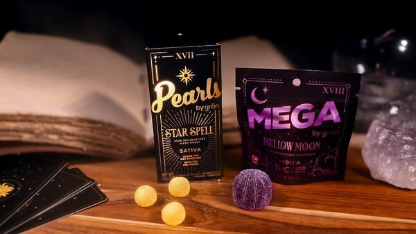 Tarot Halloween Edibles