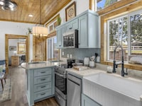 Park-Model Tiny Homes Image 6