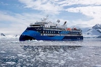 Small-Ship Polar Voyages Image 1