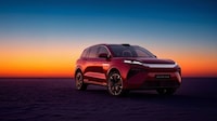 Flash-Charging Electric SUVs Image 3