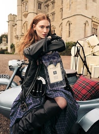 Tartan Holiday Fragrance Calendars Image 2