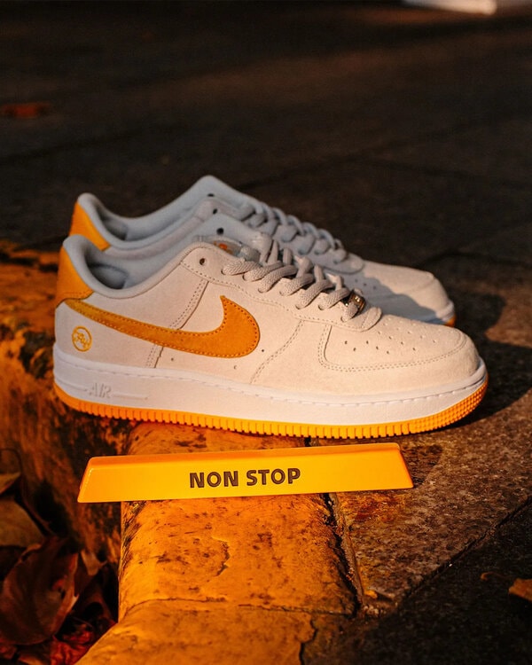 Curb-Inspired Skate Sneakers