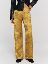 Maximalist Fall Fashions Image 5