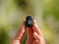 Convertible Wireless Microphones Image 2