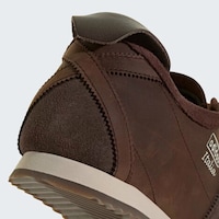 Dessert-Inspired Retro Sneakers Image 2