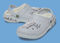 Holiday Character Clogs Image 2