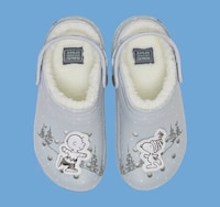 Holiday Character Clogs Image 4