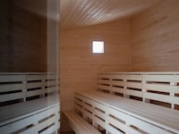 Reclaimed Timber Waterfront Saunas Image 6