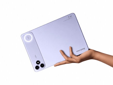 AI-Enhanced Entertainment Tablets