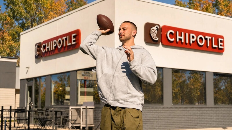 Athlete-Inspired Burrito Bowls Article Thubnail