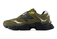 Hiking-Ready Chunky Sneakers Image 4