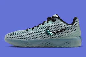 Family-Linked Basketball Sneakers Article Thubnail