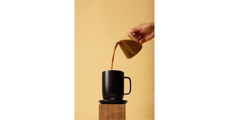 Oversized Temperature-Controlled Mugs