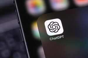 Locked AI Chat Folders Article Thubnail