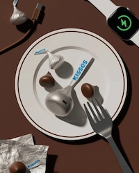 Candy-Shaped Smartwatch Chargers Image 2